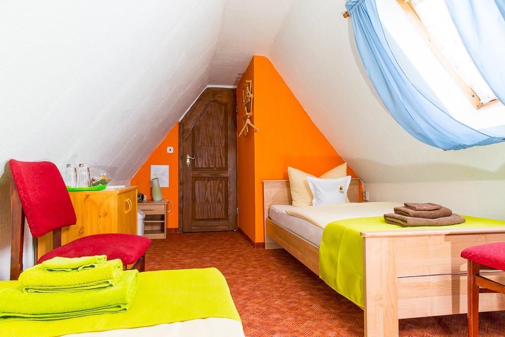 Kraeuterhotel Garni Zur Klostergrotte Nohra  Extérieur photo