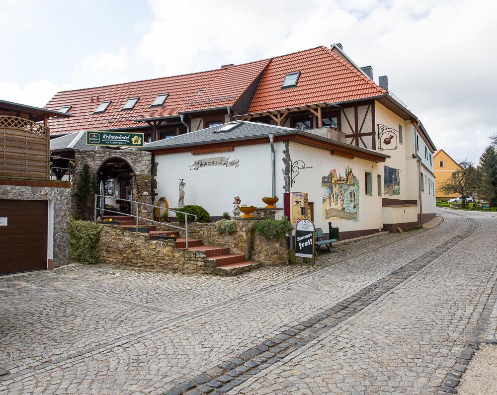 Kraeuterhotel Garni Zur Klostergrotte Nohra  Extérieur photo
