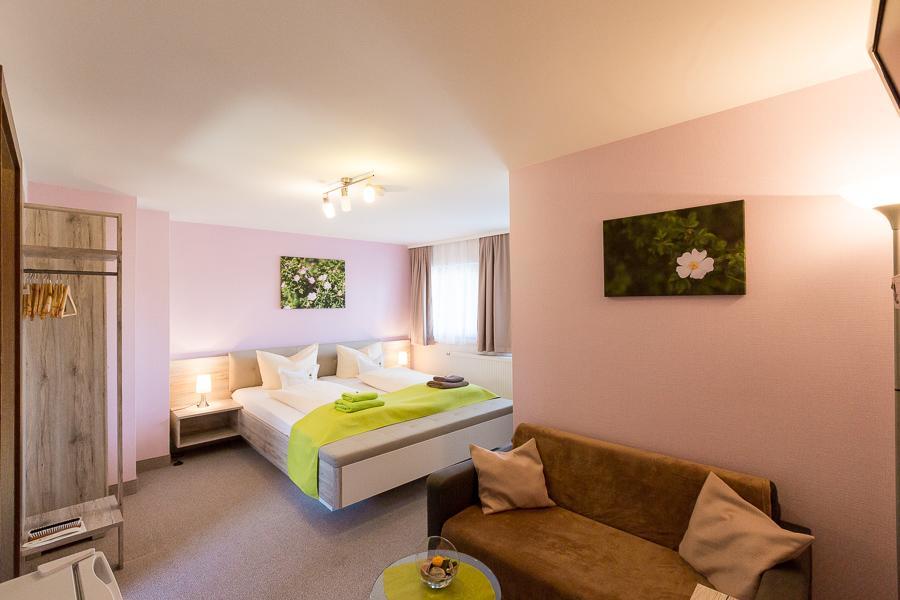 Kraeuterhotel Garni Zur Klostergrotte Nohra  Extérieur photo