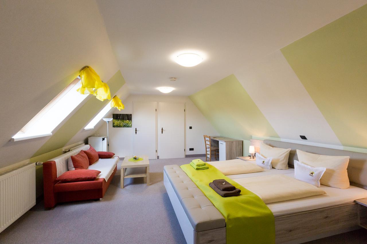 Kraeuterhotel Garni Zur Klostergrotte Nohra  Extérieur photo
